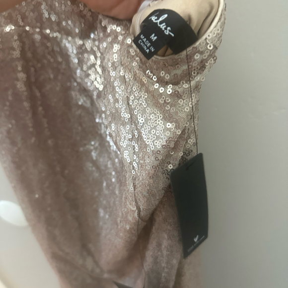 Lulus Plunge Mermaid Sequins Dress in Gold - Picture 6 of 7